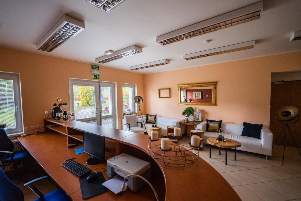 Pension V Lukach Dlouha Ves Exterior photo